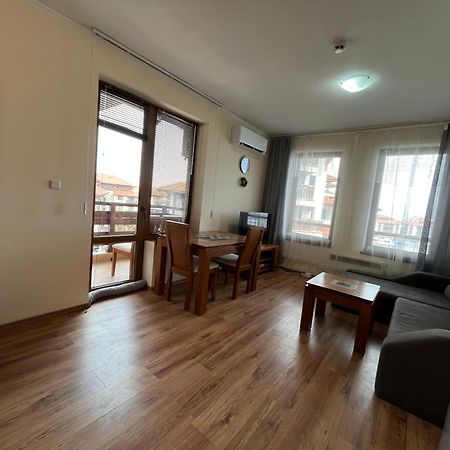 Ski Zone At Gondola, Warm And Cosy, Wifi, Ac, Netflix, Perfect One Bedroom Appartment, Beautiful View Bansko Bagian luar foto