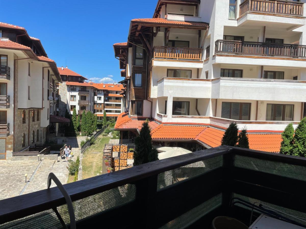 Ski Zone At Gondola, Warm And Cosy, Wifi, Ac, Netflix, Perfect One Bedroom Appartment, Beautiful View Bansko Bagian luar foto